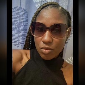 Meet your Posher, Kedra